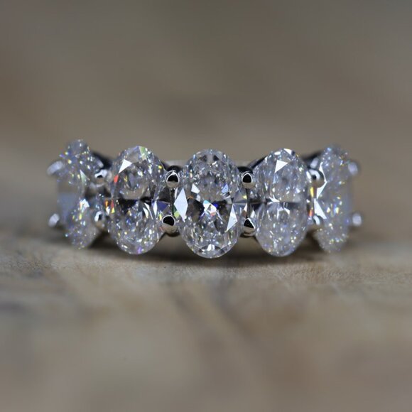 5.00 Carat Oval Lab-Grown Diamond Half Eternity Band 14K White Gold IGI Certifie - Picture 3 of 8